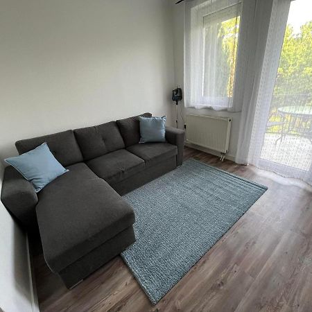 Maja Apartmanhaz バラトンレッレ エクステリア 写真